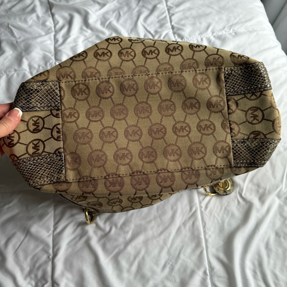 Michael Kors Monogram Snake Print Shoulder Bag - Picture 8 of 12
